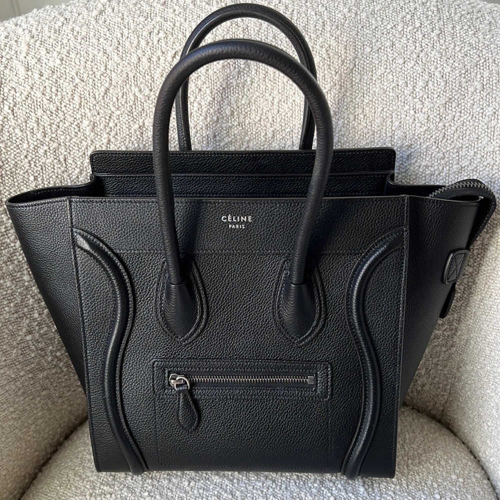 MICRO LUGGAGE HANDBAG IN DRUMMED CALFSKIN
BLACK